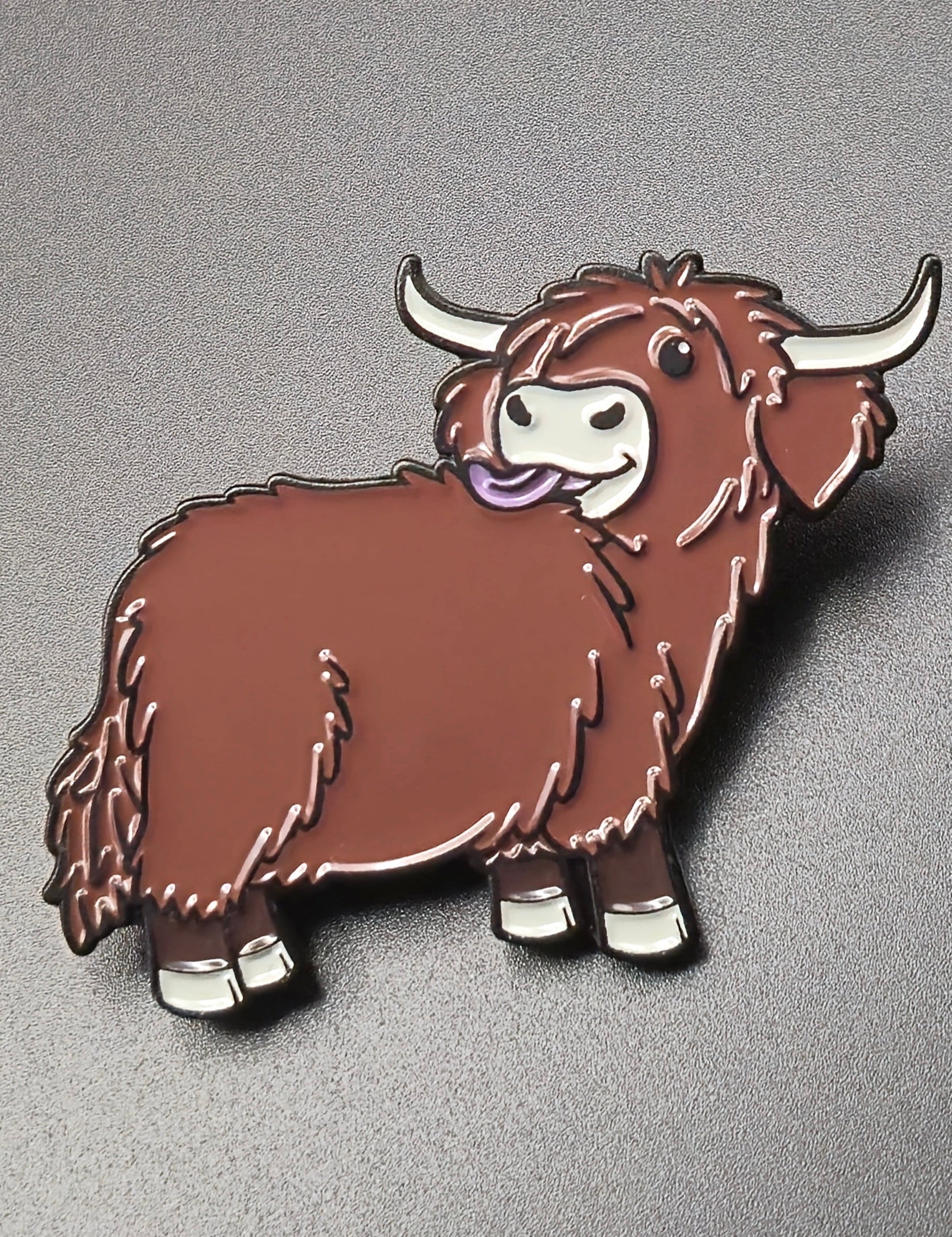 Isla - Highland Cow Pin